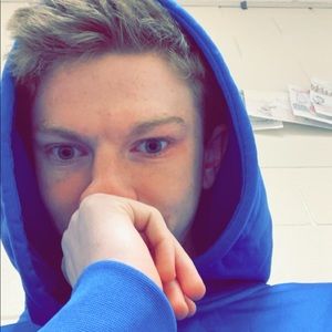 Meet your Posher, Elijah